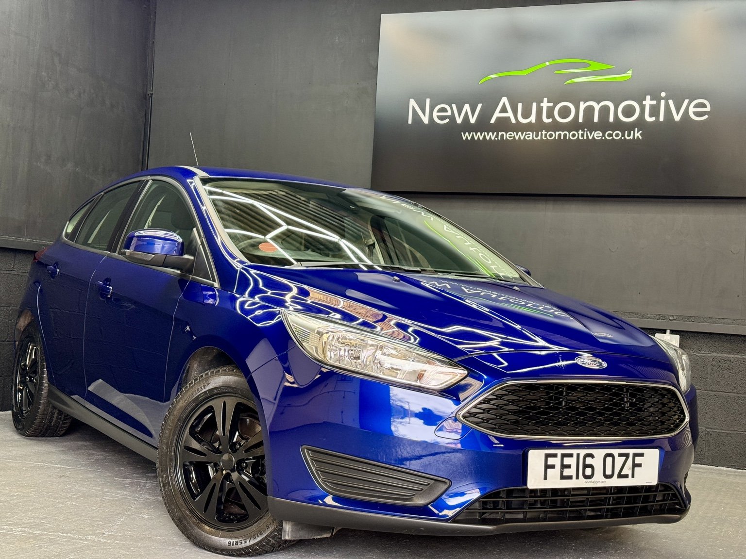 Used 2016 Ford Focus 1.0 EcoBoost Style 5dr for sale in Sutton
